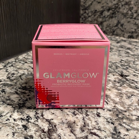 GlamGlow BerryGlow Probiotic Recovery Nutrient-Dense Mask 2.5 oz. Brand NEW - Picture 4 of 6